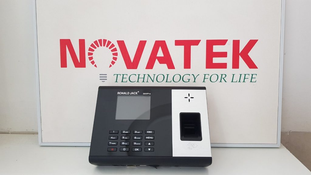 Hệ Thống Căn Nhà Công Nghệ