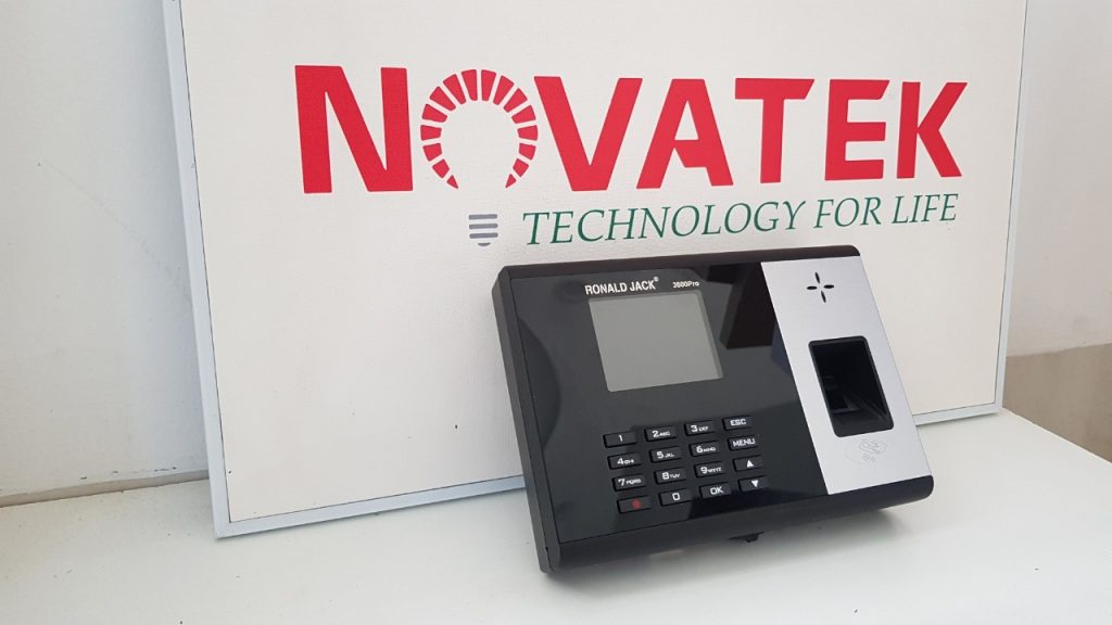 Hệ Thống Căn Nhà Công Nghệ