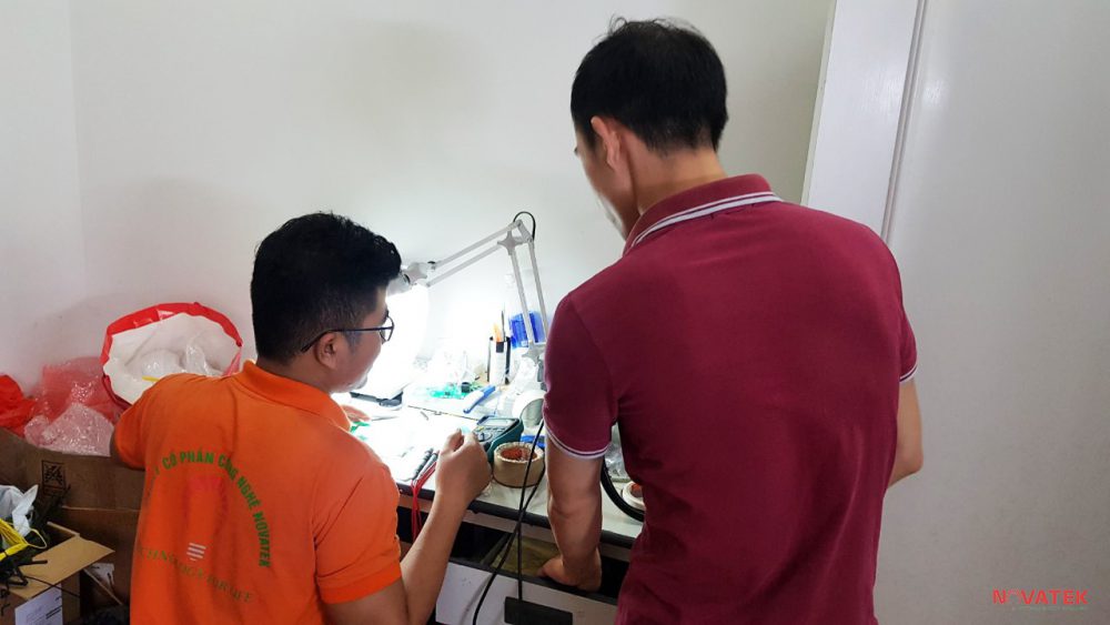 Hệ Thống Căn Nhà Công Nghệ