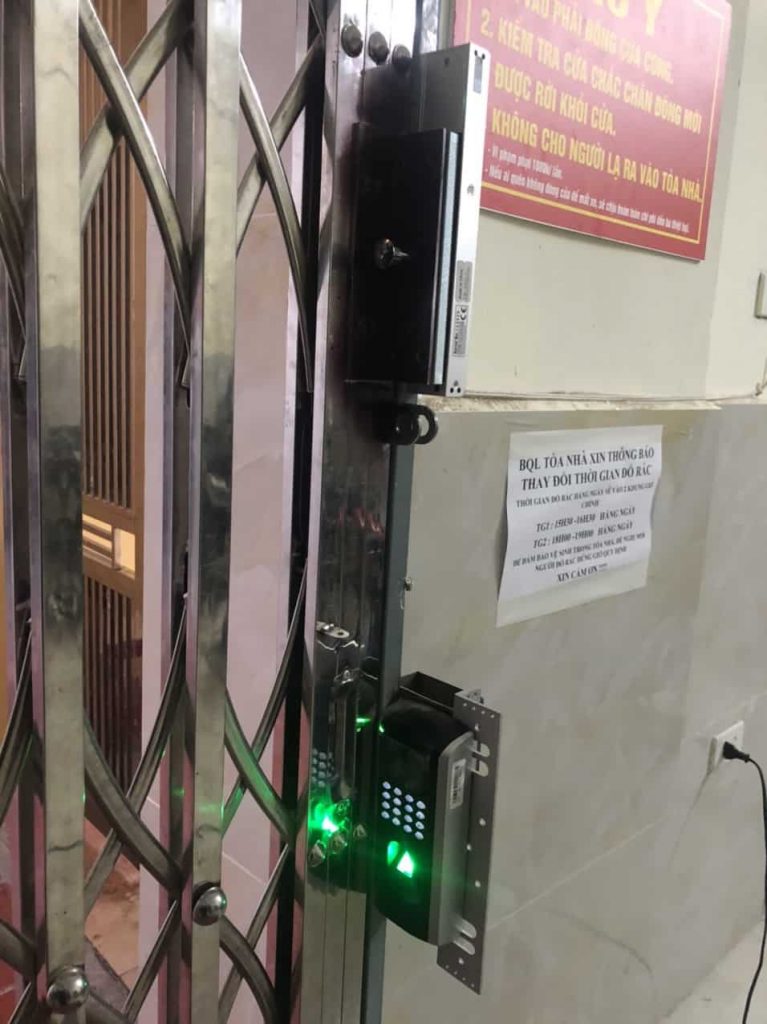 Hệ Thống Căn Nhà Công Nghệ