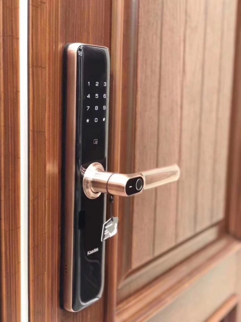 lắp đặt khóa tại bình dương