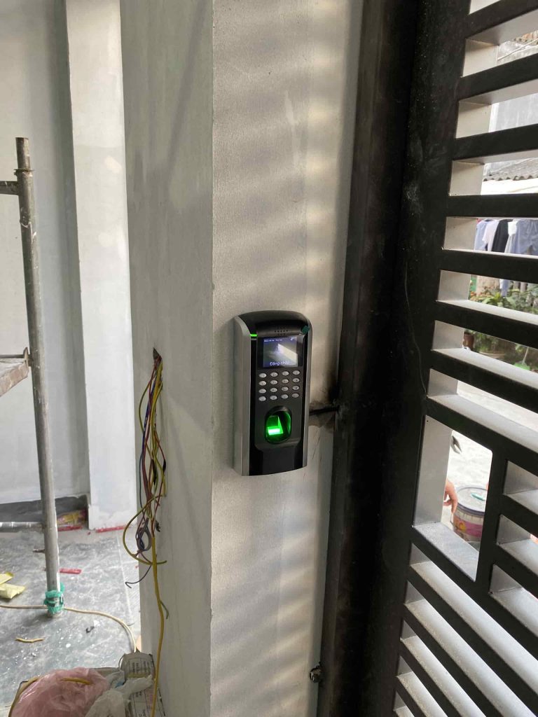 Hệ Thống Căn Nhà Công Nghệ
