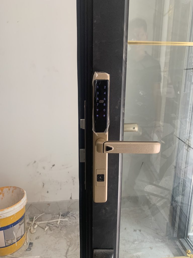 Hệ Thống Căn Nhà Công Nghệ