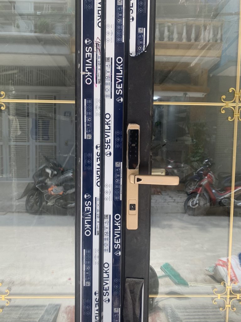 Hệ Thống Căn Nhà Công Nghệ