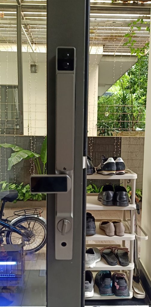 Hệ Thống Căn Nhà Công Nghệ