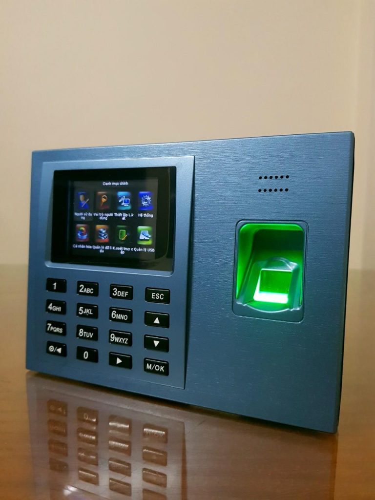 Hệ Thống Căn Nhà Công Nghệ