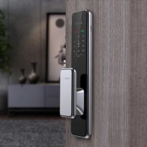 Tương thích với nhiều loại cửa