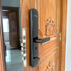 Dễ dàng lắp đặt với nhiều loại cửa khác nhau